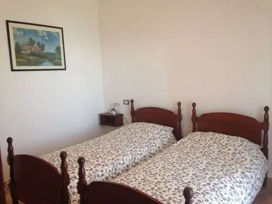 Deluxe Tek Büyük veya İki Ayrı Yataklı Oda, Göl Manzaralı