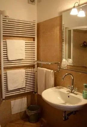 Deluxe Tek Büyük veya İki Ayrı Yataklı Oda, Göl Manzaralı