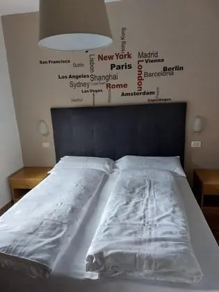 Economy Tek Büyük veya İki Ayrı Yataklı Oda