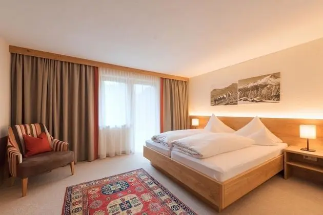 Comfort Tek Büyük veya İki Ayrı Yataklı Oda