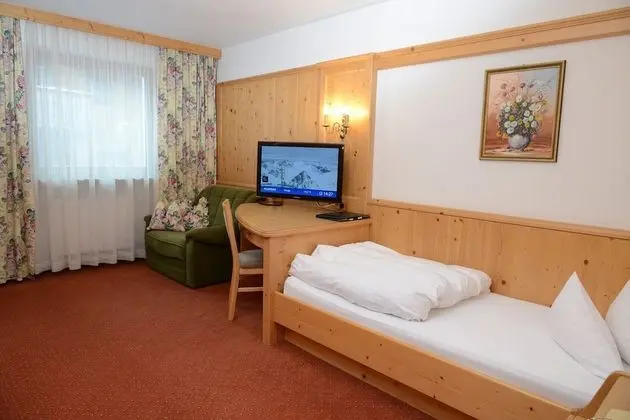 Deluxe Tek Kişilik Oda