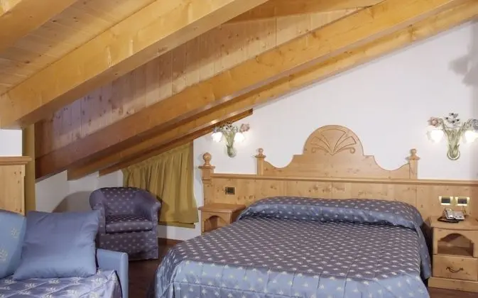 Tek Büyük veya İki Ayrı Yataklı Oda