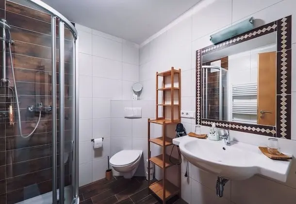 Tek Büyük Yataklı Oda, Balkon