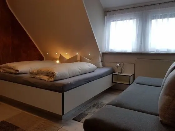 Tek Büyük Yataklı Oda