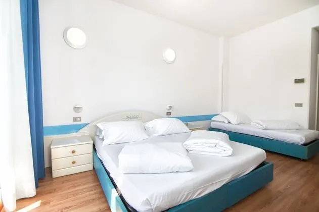 Standard Üç Kişilik Oda, Balkon