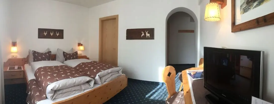 Standard Tek Büyük Yataklı Oda, Dağ Manzaralı