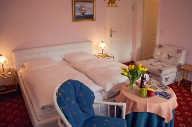 Tek Büyük Yataklı Oda, Balkon