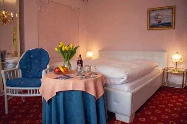 Tek Büyük Yataklı Oda, Balkon (Stay 7 and SAVE)