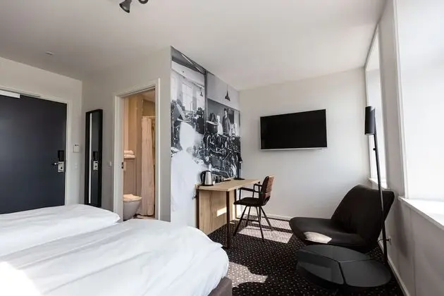 Standard Double with View