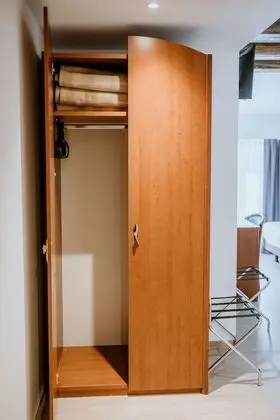 Basic Üç Kişilik Oda, Şehir Manzaralı