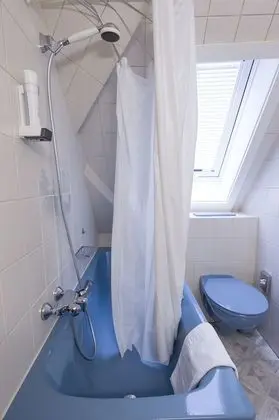 Standard Tek Büyük Yataklı Oda (Klein)