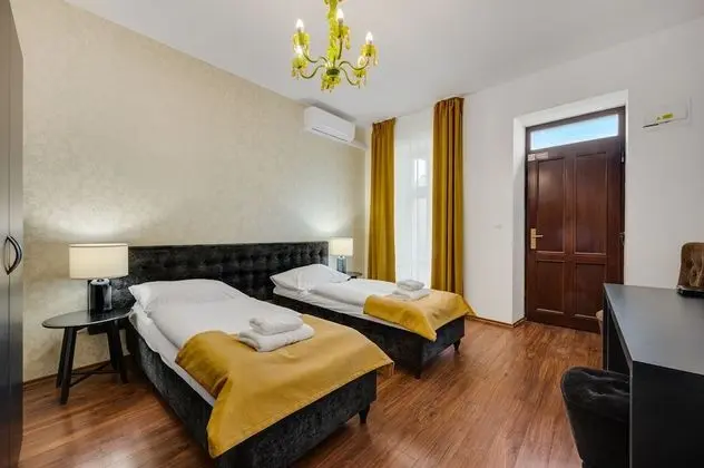 Standard Tek Büyük veya İki Ayrı Yataklı Oda