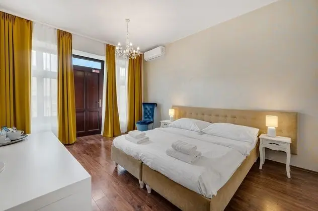 Standard Tek Büyük veya İki Ayrı Yataklı Oda