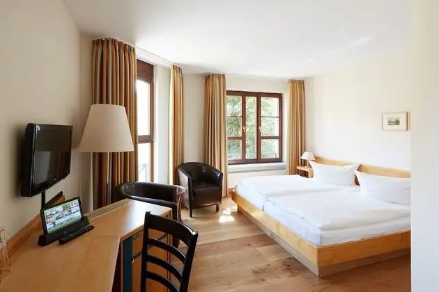 Comfort Tek Büyük Yataklı Oda (Plus)