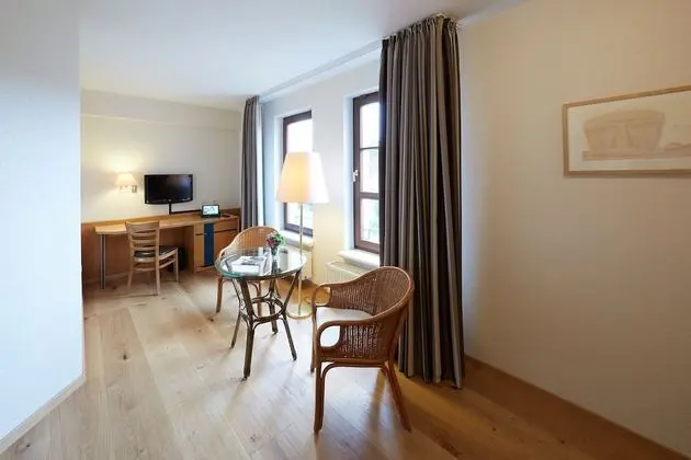 Comfort Tek Büyük Yataklı Oda (Plus)