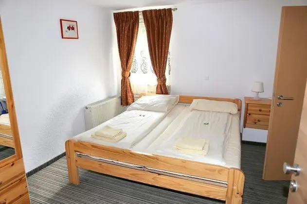 Tek Büyük Yataklı Oda