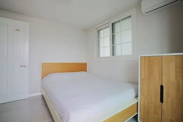 Ortak Ranzalı Oda, Ortak Banyo