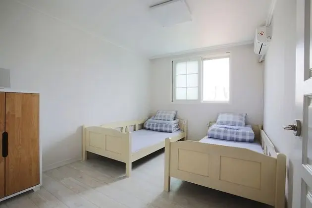 Ortak Ranzalı Oda, Sadece kadınlar için, Ortak Banyo (2 guests)