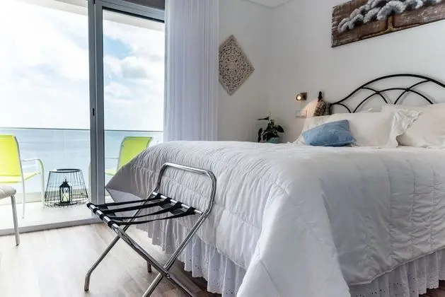 Tek Büyük Yataklı Oda, Balkon, Deniz Manzaralı