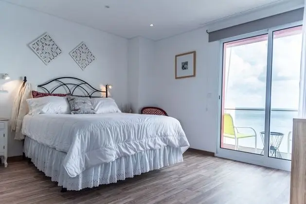 Tek Büyük Yataklı Oda, Balkon, Deniz Manzaralı