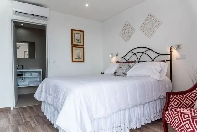 Tek Büyük Yataklı Oda, Balkon, Deniz Manzaralı