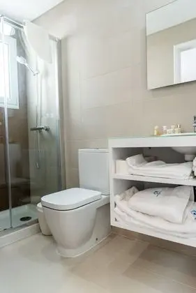 Tek Büyük Yataklı Oda, Balkon, Deniz Manzaralı