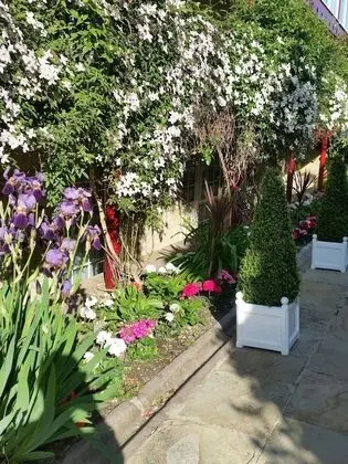 Üç Kişilik Oda, Banyolu/Duşlu