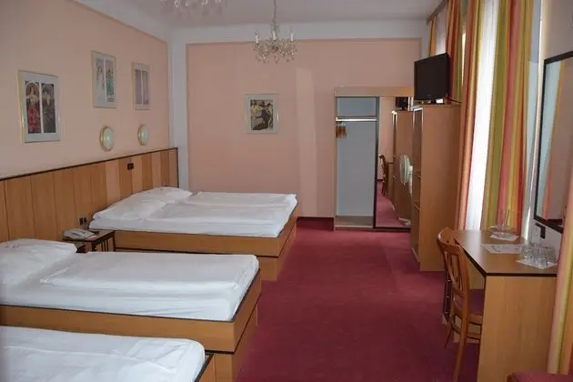Superior Dört Kişilik Oda