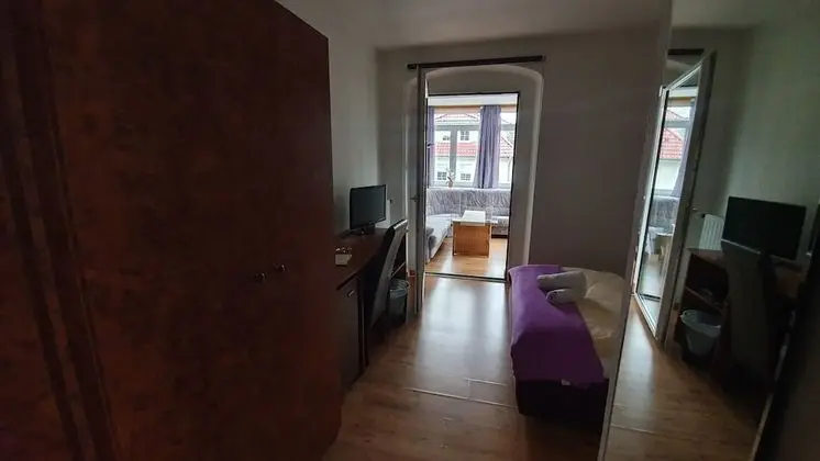 Tek Kişilik Oda, Sigara İçilmez