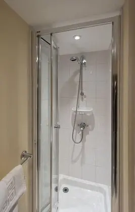 Tek Büyük Yataklı Oda, Banyolu/Duşlu (Room 2)