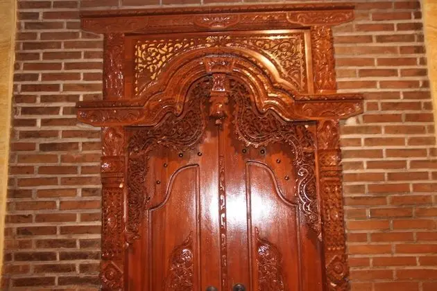 Standard Tek Büyük Yataklı Oda, Havuz Manzaralı