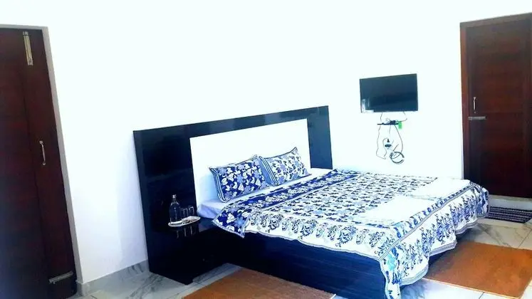 Deluxe Tek Büyük veya İki Ayrı Yataklı Oda, 1 Çift Kişilik Yatak, Sigara İçilebilir, Dağ Manzaralı