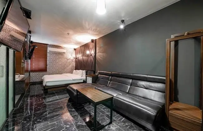 Deluxe Oda (Base 2pax, Extra person fee on site)