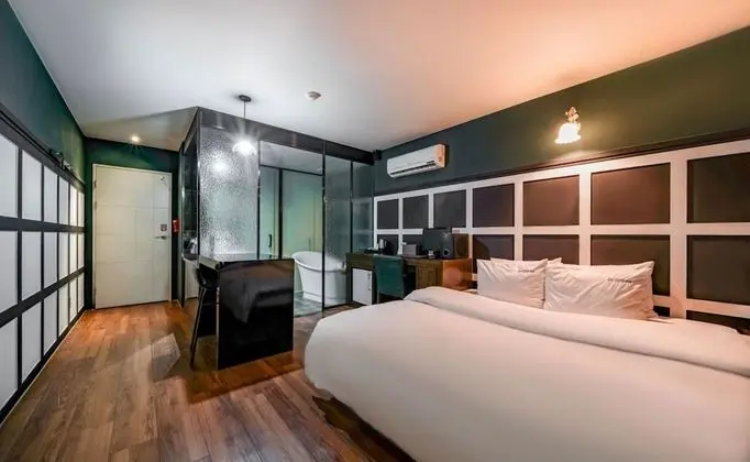 Standard Oda (Base 2pax, Extra person fee on site)