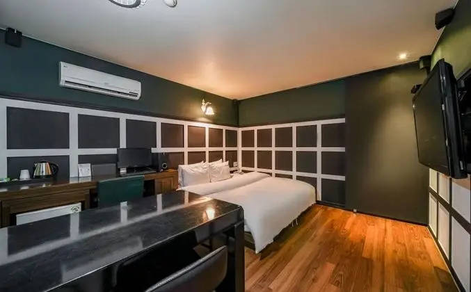 Standard Oda (Base 2pax, Extra person fee on site)