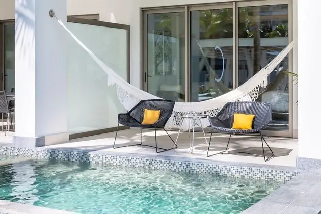 Junior Suite Swim Up - All Inclusive