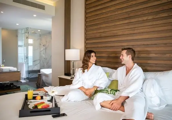 One Bedroom Ocean View - All Inclusive