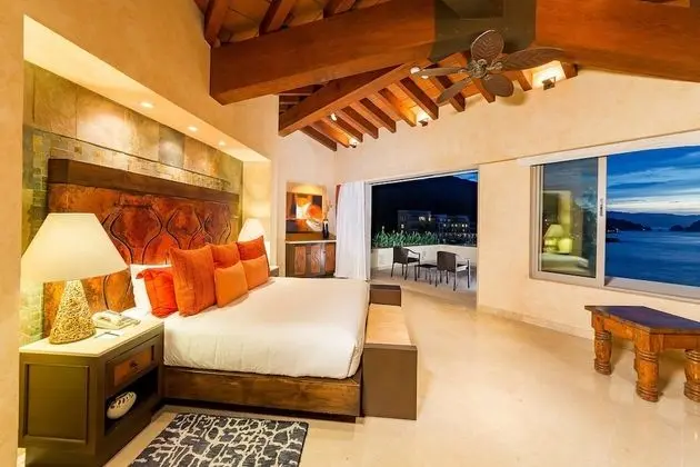 Oceanfront Penthouse