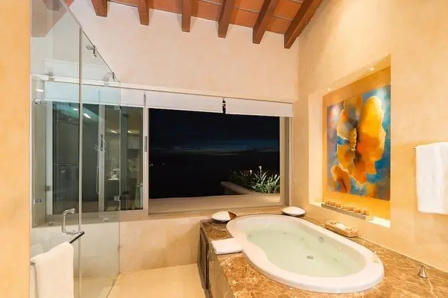 Oceanfront Penthouse