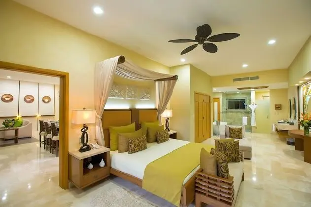 Ultra Two Bedroom Panoramic Suite