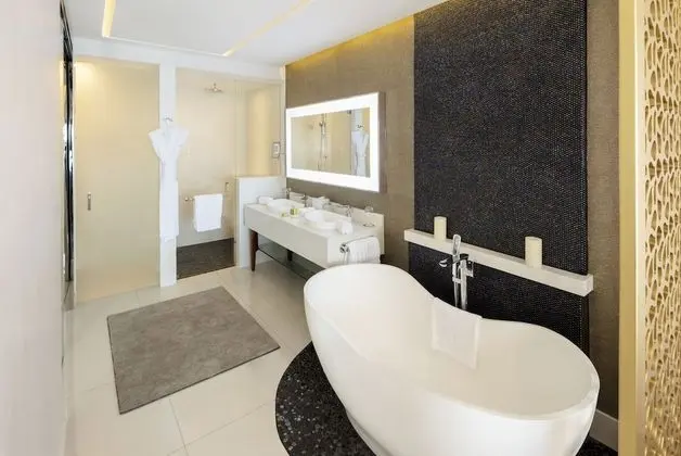 1 Bedroom Suite, 1King Bed