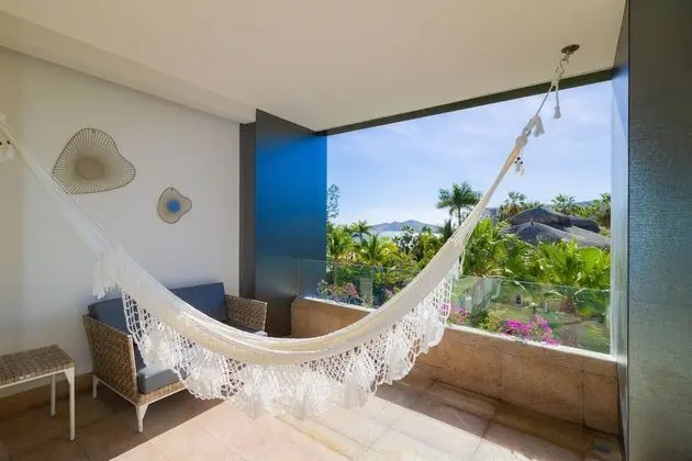 Junior Suite 1 King Bed
