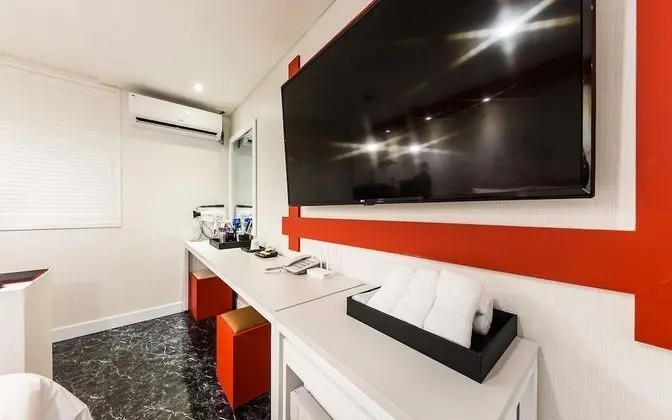 Oda (Semi-Suite room (Netflix available in)