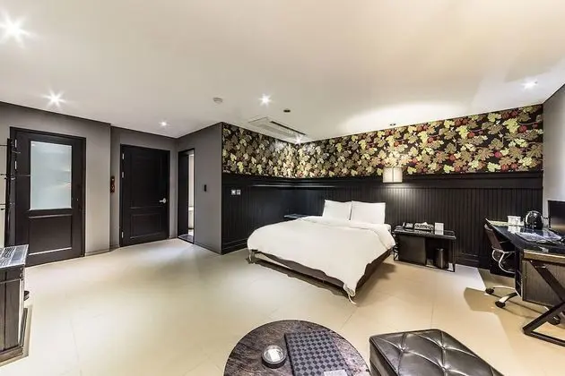 Oda (Special Room)