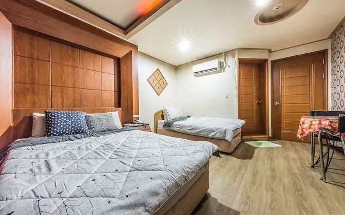 Oda (Twin room)