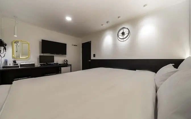 Oda (Gguljam Big bed (phone booking 10% di)