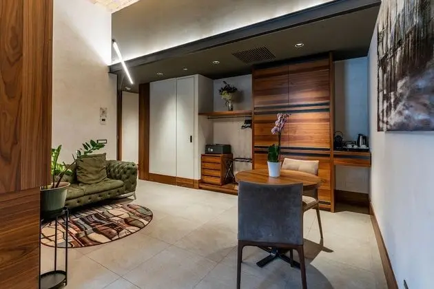 Junior Süit, 1 En Büyük (King) Boy Yatak