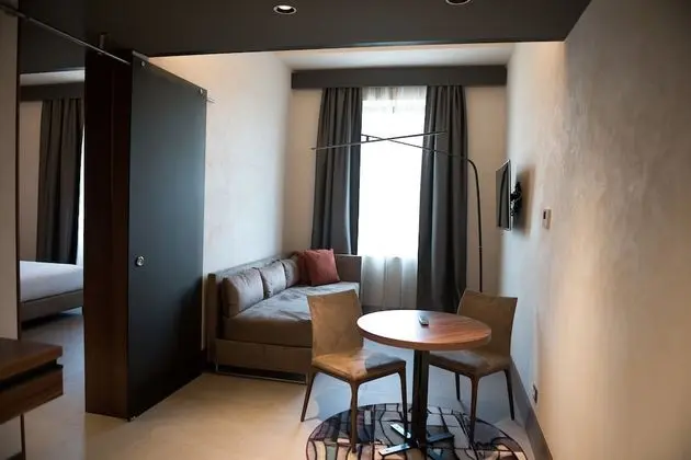 Süit, 1 En Büyük (King) Boy Yatak ve Çekyat