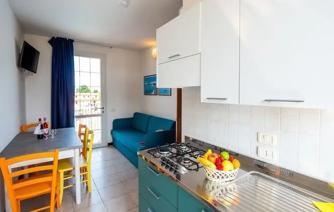 Standard Apart Daire, 2 Yatak Odası, Balkon, Bahçe Manzaralı