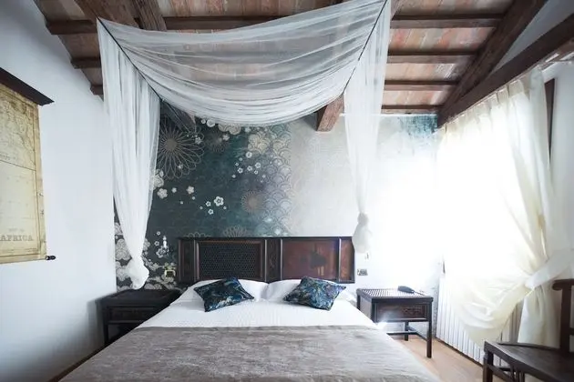 Deluxe Room with additional bed